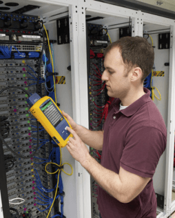 Data_center_two_connector_permanent_link.gif